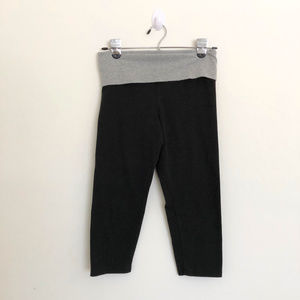 Victoria's Secret PINK Black Capri Legging